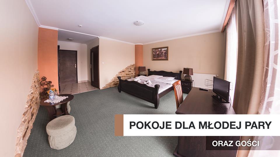 Stary Dwor Bed & Breakfast Zywiec Exterior photo